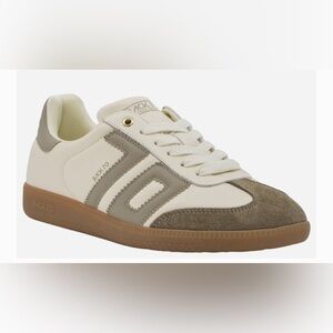 Back 70 Ghost Sneakers in Milk Taupe | Women’s EU Size 38 | Extra Laces